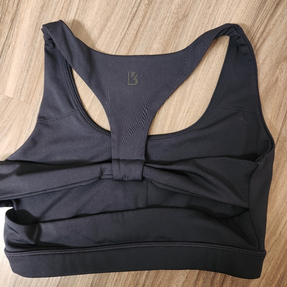 Buffbunny sports top size s? - Picture 1 of 4